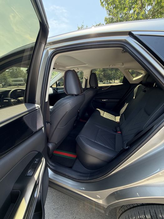 LEXUS nx350h 2025 birka 2026 texpasport Yurgan masofa 3300 klm