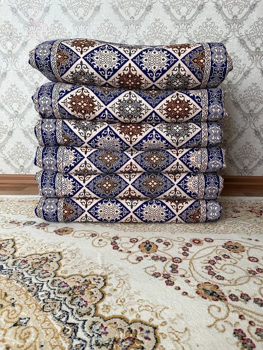 Көрпе қолда бар немесе заказға