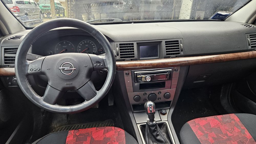 Вектра Ц- 2.2 дти- 125 коня на части