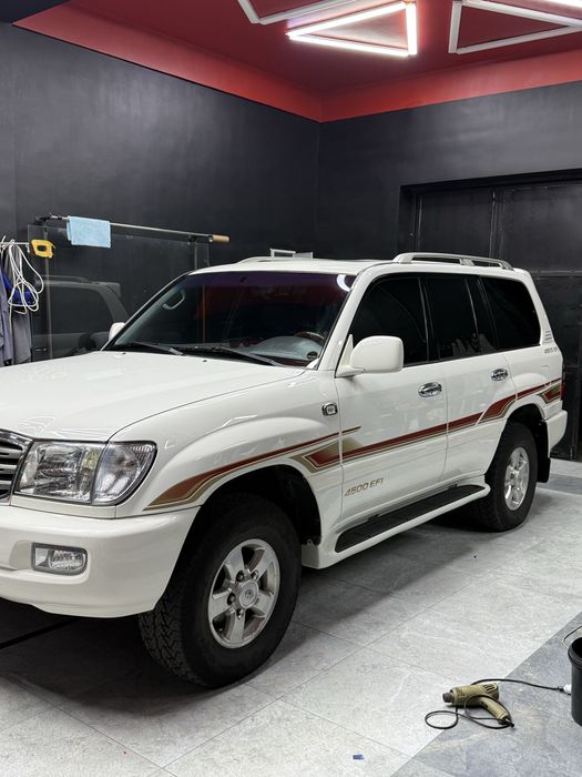 Таёта 100 в идеальном состояние