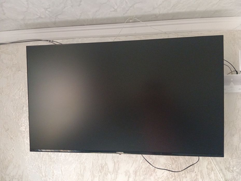 Телевизор samsung пользование 8 месяцев назад срочно продается