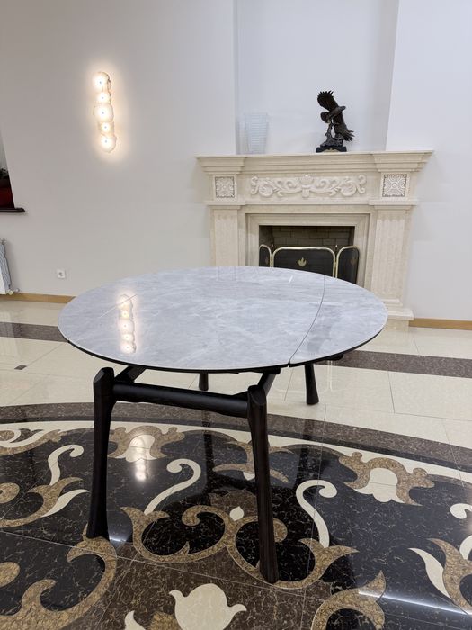 Обеденный стол в стиле лофт