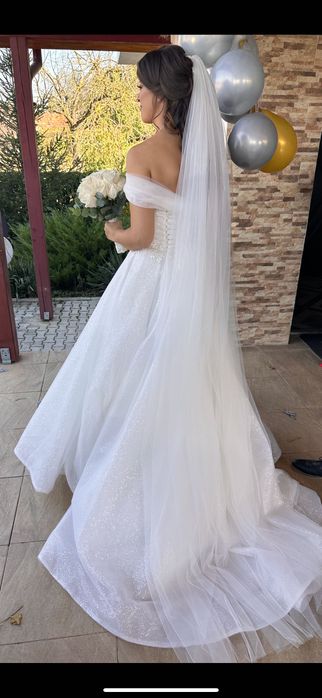 VAND Rochie mireasa tip printesa