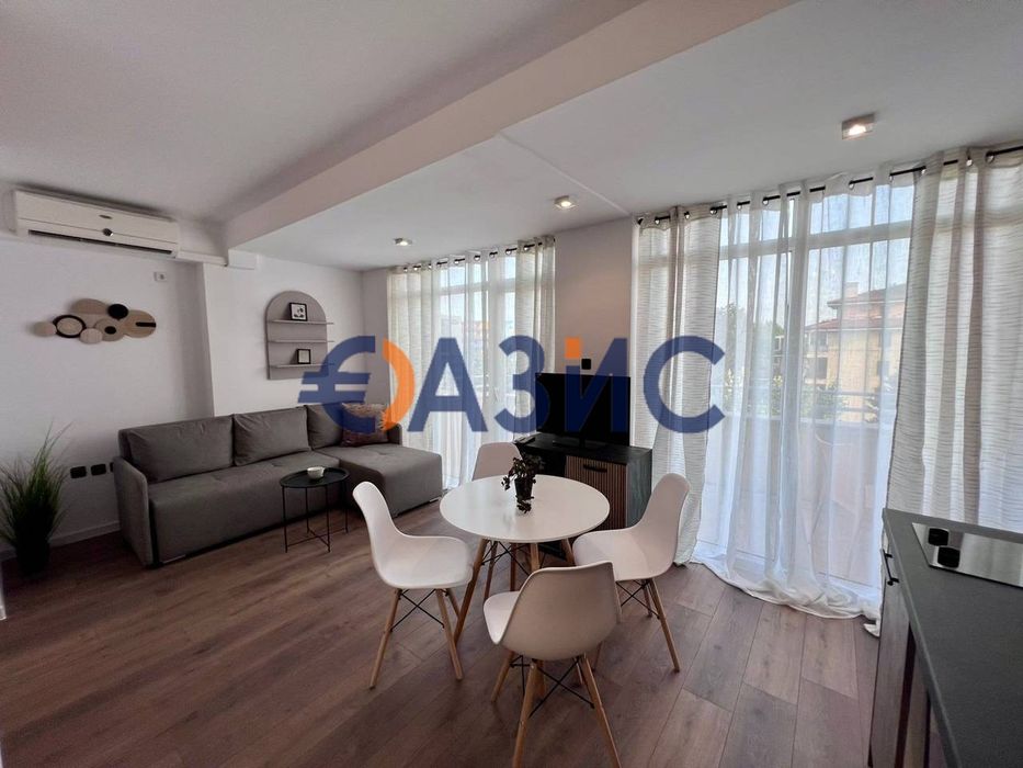 Продава се Едностаен апартамент в к.к. Слънчев бряг - 47 кв.м за 1341 €/кв.м - Снимка #2