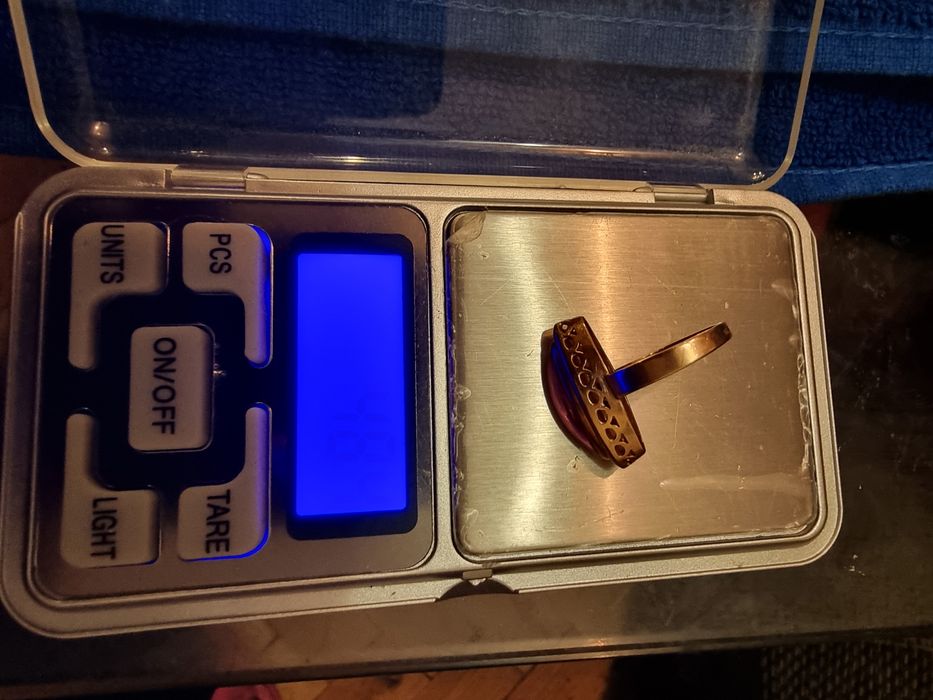 Руски златен пръстен с рубин