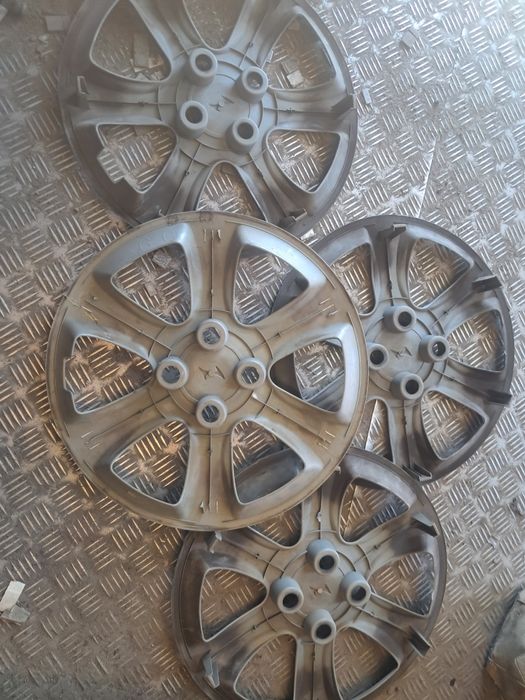 Комплект колпаки, 15 размер 4/100 крепеж