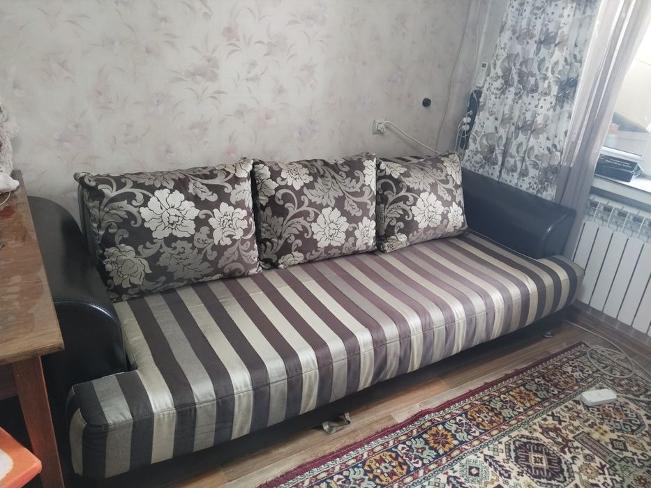 Продам диван б/у