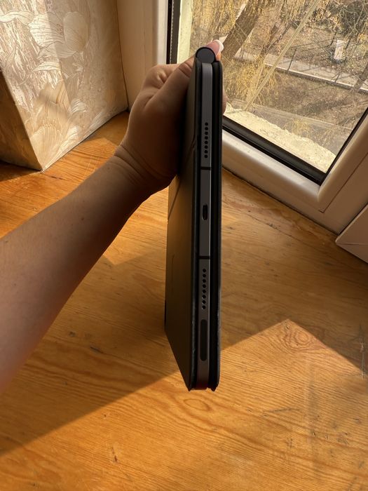 iPad Pro 11″ (3rd Gen, Wi‑Fi+Cellular, 128 GB) + Magic Keyboard+Pencil