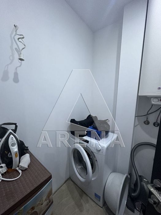 Продава се Тристаен апартамент в Пловдив, Христо Смирненски - 90 кв.м за 1812 €/кв.м - Снимка #9