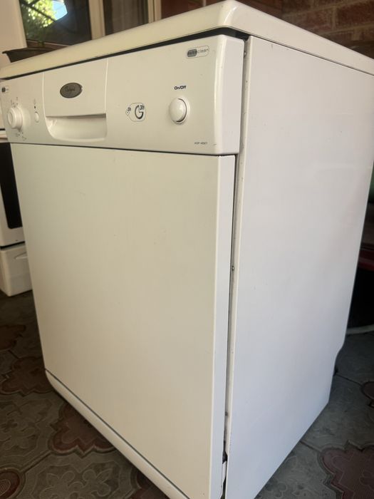 Посудомоечная машинка