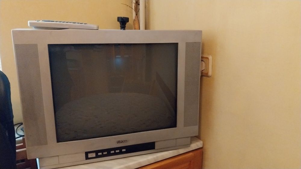 Телевизори Samsung, Panasonic, Funaì