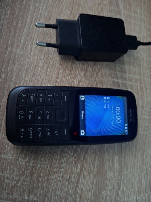 Telefon dual sim Nokia 4G    doua cartele  baterie noua