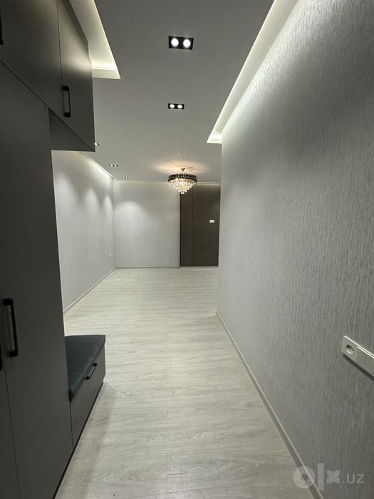 Srochno!Uchtepa Avenue yangi remont.50 m2. 4-etaj
