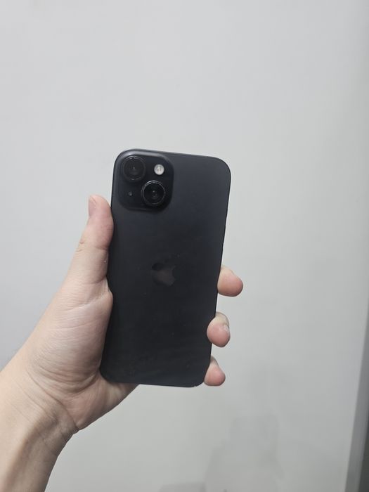 IPhone 15 чёрный 128гб