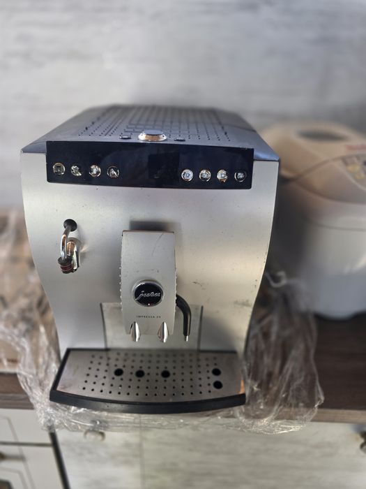 Expresor jura  z