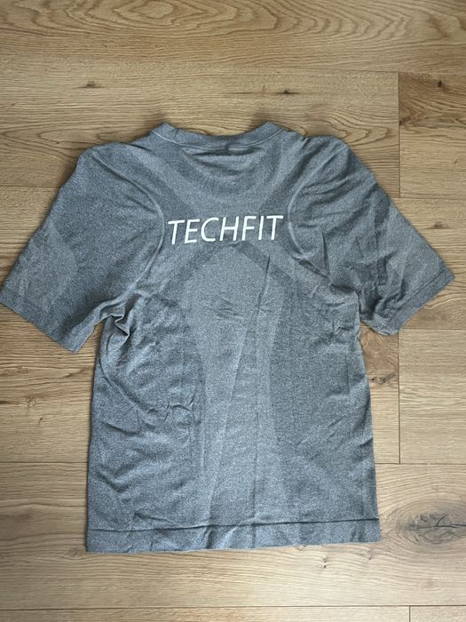 Tricou adidas techfit