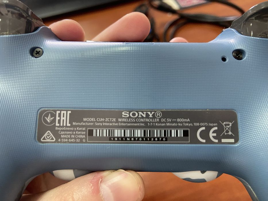 Продам ps4 в ИДЕАЛЬНОМ состоянии