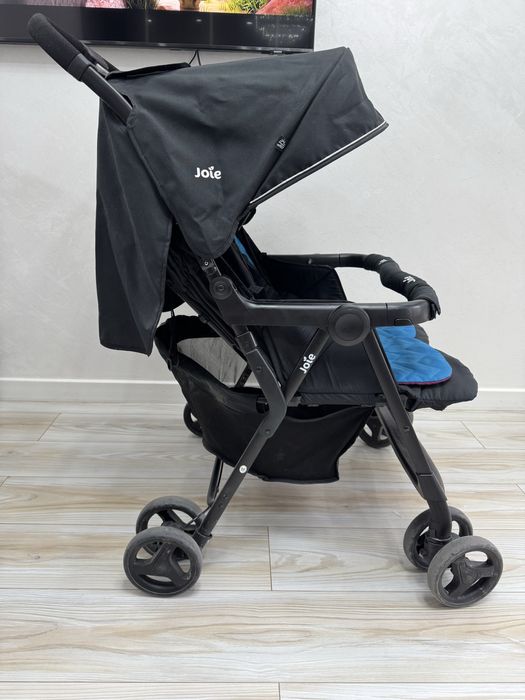 Продам двойную коляску Jole