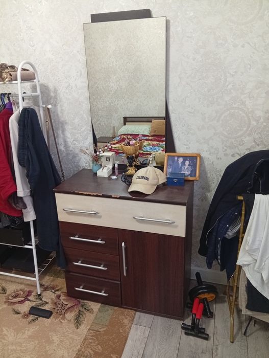 Спальный гарнитур