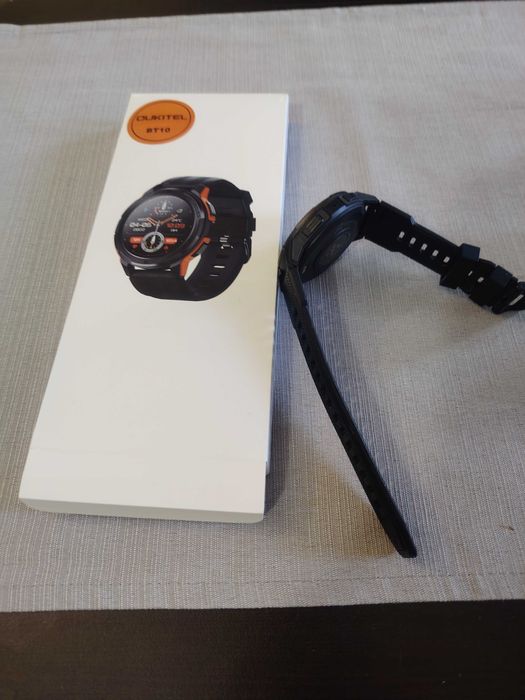Смарт часовник OUKITEL BT10 и кю енд кю