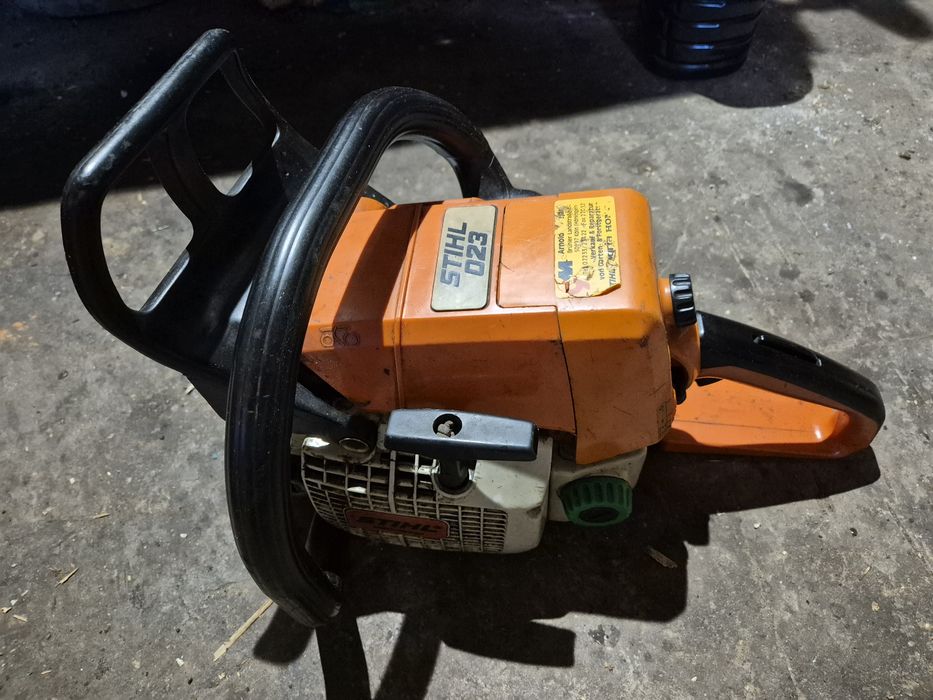 Drujbă  STIHL 023