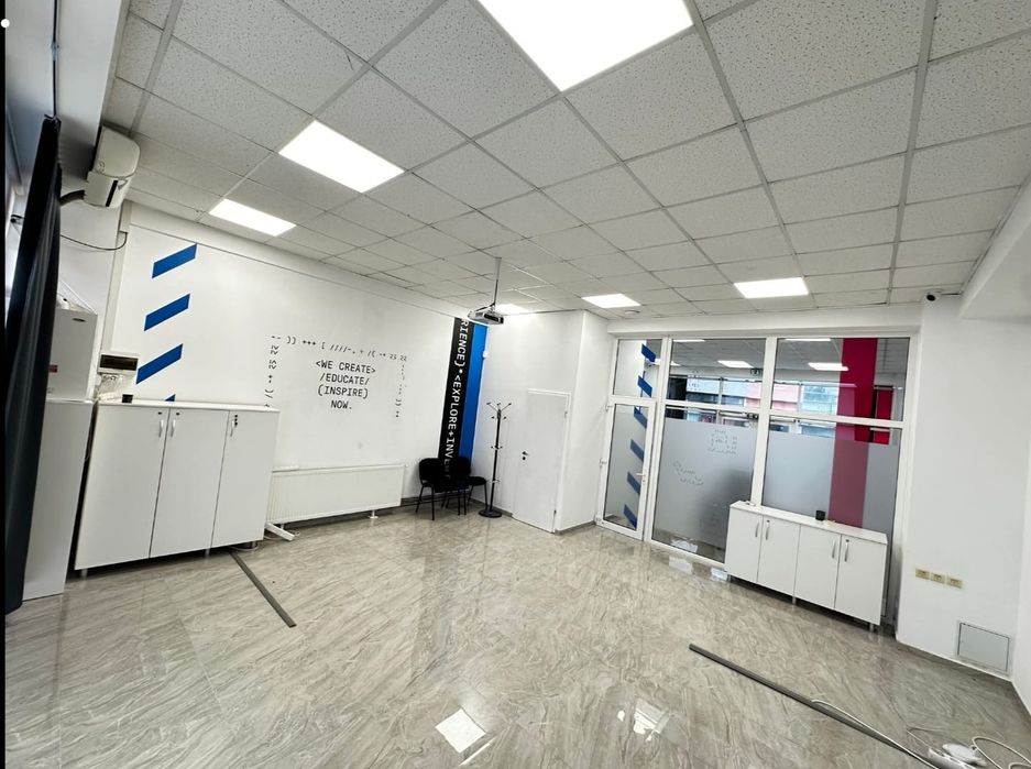 Spațiu comercial 79 mp de închiriat – lângă Kaufland, parcare privată