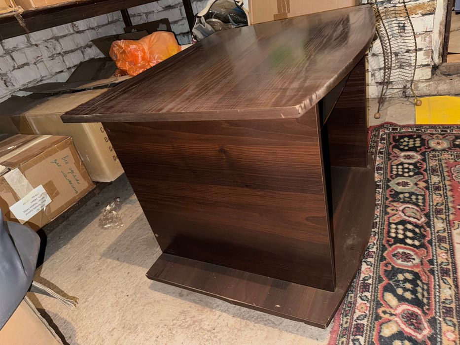 Тумбочка под телевизор, б/у