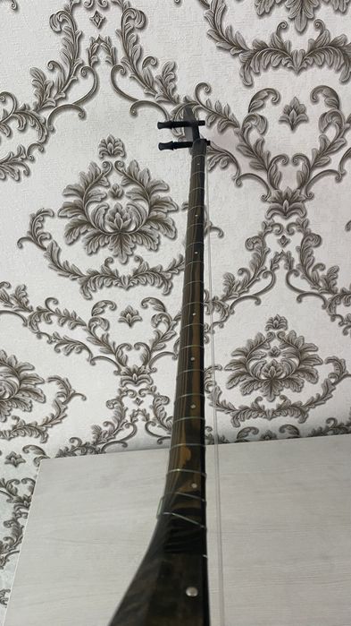 Домбыра өте жақсы сапада
