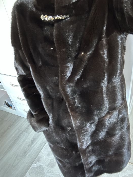 Продам норковую шубу