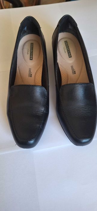 Кожени дамски офис мокасини Clarks