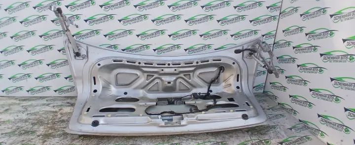 Portbagaj auto Renault Laguna 1999 1.9 DCi MT (110 hp)