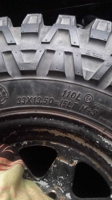 Резина б/у грязивая