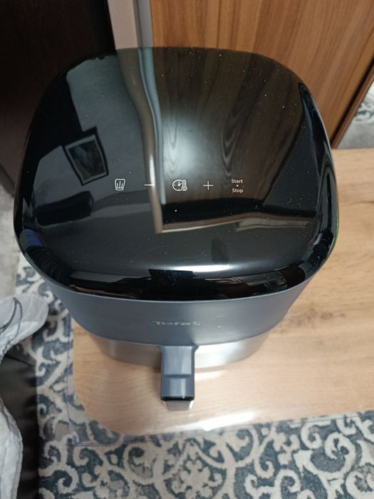 Аэрогриль Tefal в идеальном состоянии
