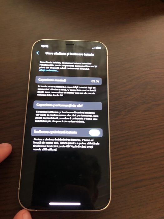 Iphone 12 pro fara probleme