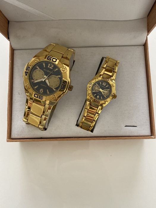 Часовници,мъжки и дамски с кутия