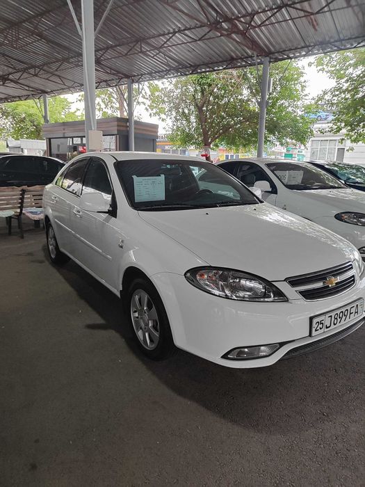 Jentra avtomat 2023 yil bez lyuk  12.200$