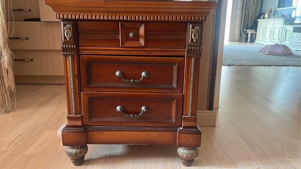 Итальянский спальный гарнитур