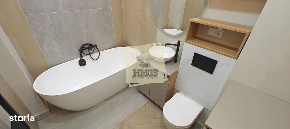 Penthouse cu 3 camere 3 bai si terasa 88 mp in zona Lazaret
