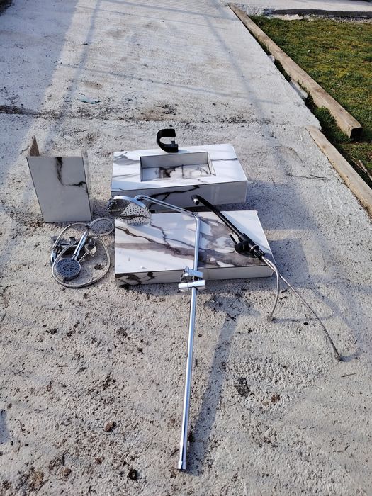 Аксесоари за баня параван душ батерия мивка дизайнерска