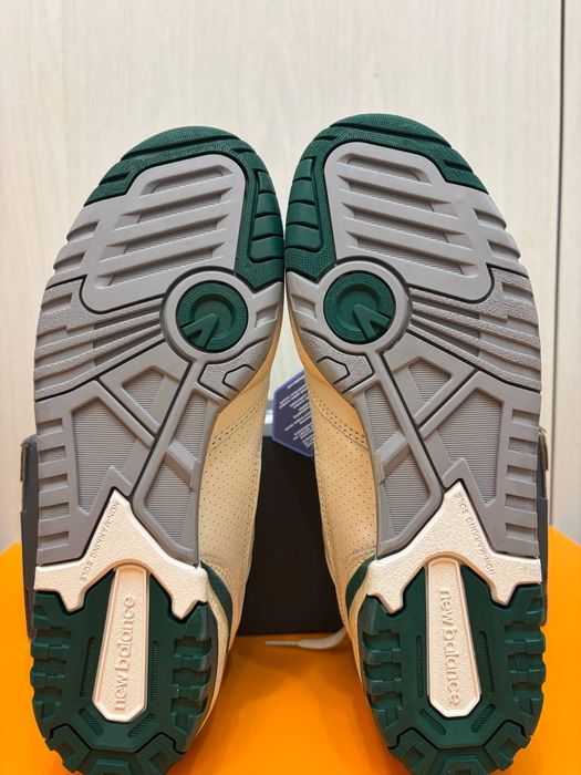 Кроссовки New Balance 550