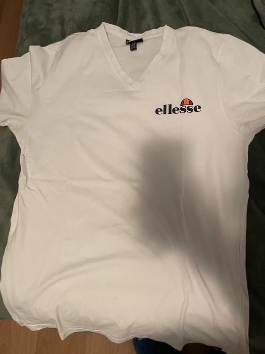 tricou ellesse marimea M(fitL)
