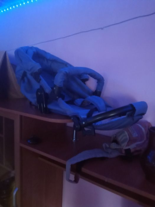 Продам коляску срочно , быстрым торг