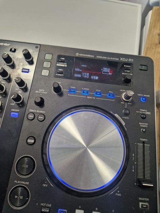 Музикален пулт Pioneer