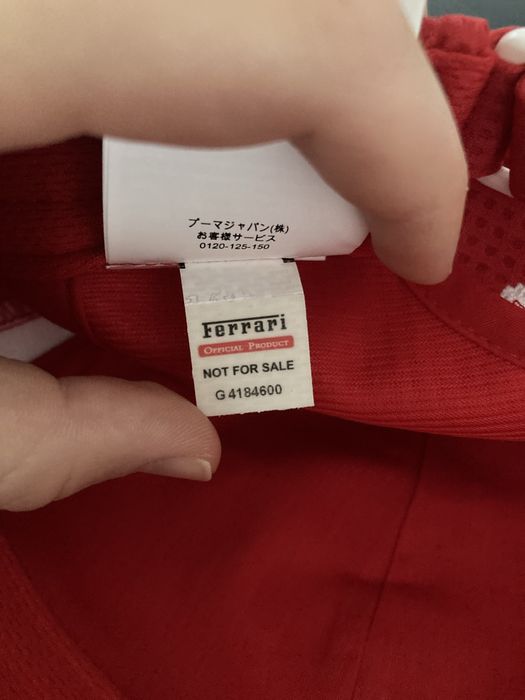 Șapcă originala, Semnată de pilotul de Formula 1 Sebastian Vettel.