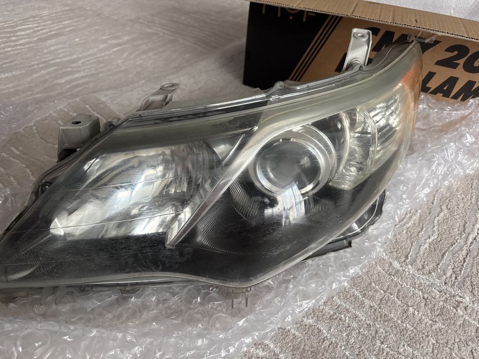 Фара правая передняя на Тойота Камри 50