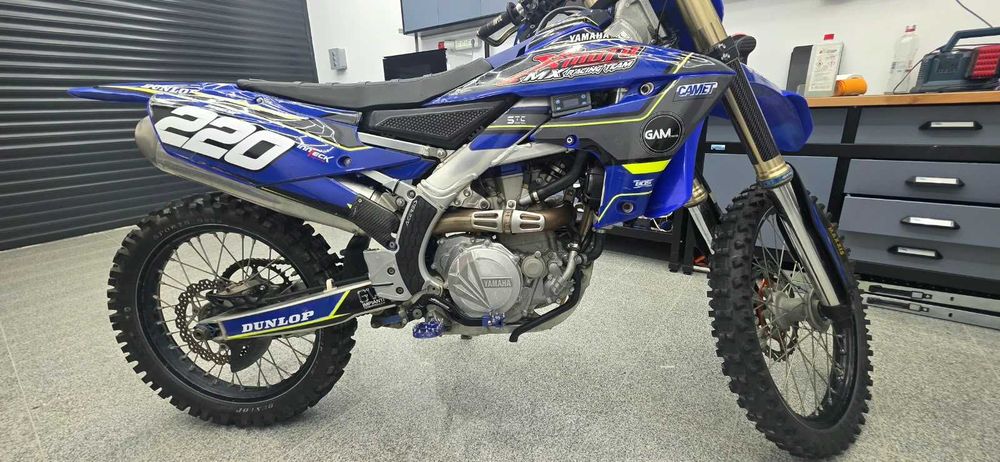 Moto coross Yamaha yz450f 2019