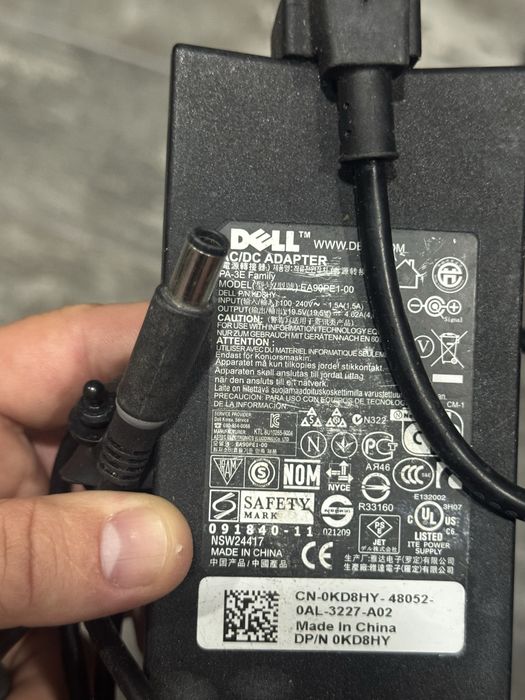 Incarcator dell