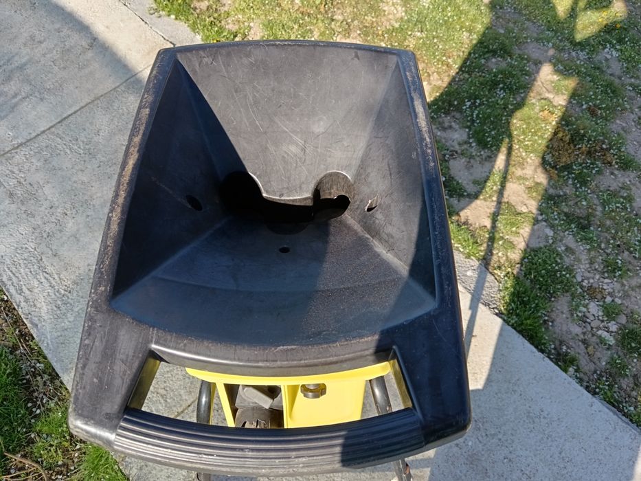 Tocător, tocătoare electrice pt crengi și resturi vegetale