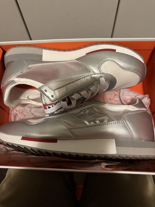 Дамски сникъри  napapirji