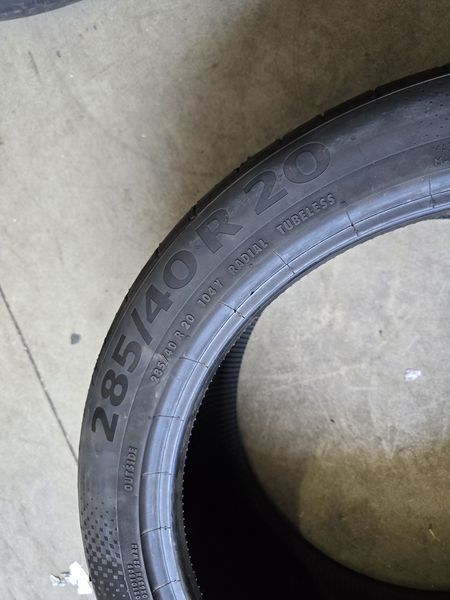 285/40/20 Continental 2бр